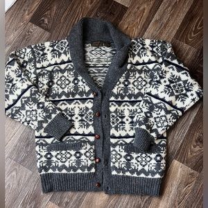 Vintage Eddie Bauer Sweater 100% Wool Large